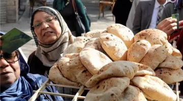 مفاجأة صادمة: زيادة سعر رغيف العيش الحر رسميا بعد رفع البنزين والسولار.. الزيادة وصلت لكام؟