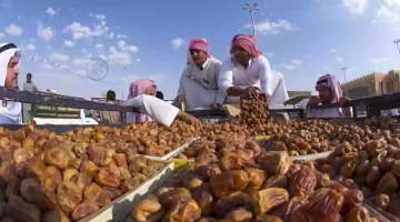 “كنز ثمين يقدر بملايين” .. دولة عربية تمتلك هذه الفاكهة التي لا تقدر بثمن وتسيطر علي كل دول العالم