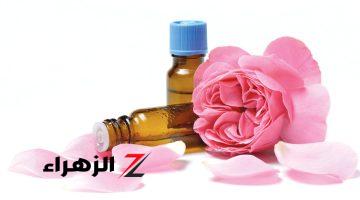 زيت الورد هدية الطبيعة لبشرتك: اكتشفي كيف يعمل زيت الورد على تجديد شباب بشرتك وتحسين ملمسها أثناء النوم.