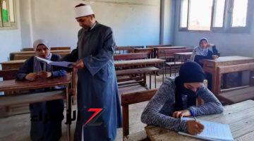 طلاب دور ثان ثانوية أزهرية يؤدون امتحان التفاضل والتكامل والنحو والإنجليزي