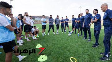 ممدوح عيد يحفز لاعبي بيراميدز قبل مواجهة الجيش الرواندي بدوري الأبطال