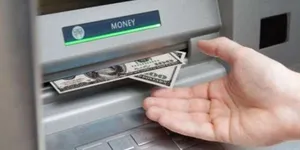 «ضاع عمرنا واحنا مش عارفين حاجة خالص»… خطوات سحب الأموال من الـ ATM بدون الفيزا.. هتتصدم صدمت عمرك!!!؟