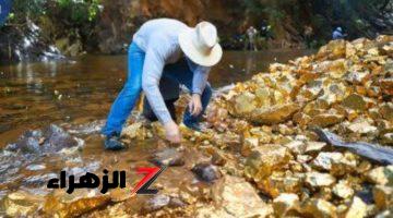 «حدث تاريخي أول مرة يحصل» .. اكتشاف كميات هائلة من الذهب تساوي آلاف الأطنان فى إحدى الأنهار بهذه الدولة والناس يتوافدون بكثرة من كل مكان لجمع الذهب .. لن تصدق من هي تلك الدولة؟!