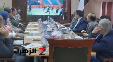 نادي جامعة حلوان يعقد اجتماعه الدوري لمناقشة الإنجازات وخطط التطوير