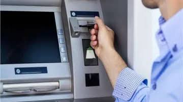 “اوعي تعيط ولا تشيل الهم”.. طريقة جديدة لإسترجاع الفيزا عند سحبها من ماكينة الصرف الالي ATM في ثوانى .. مستحيل تخطر على بال العفريت !!