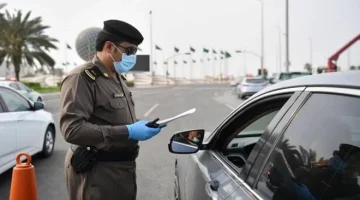 بعد التعديل الجديد على نظام المرور ..الكشف عن قيمة مخالفة “قيادة المركبة في الطرق برخصة سير منتهية”