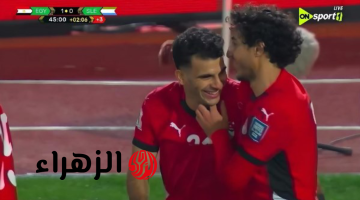 زلزل الأوساط الكروية.. همسة بين هاني وزيزو خلال احتفال منتخب مصر.. ماذا قال هاني لزيزو؟