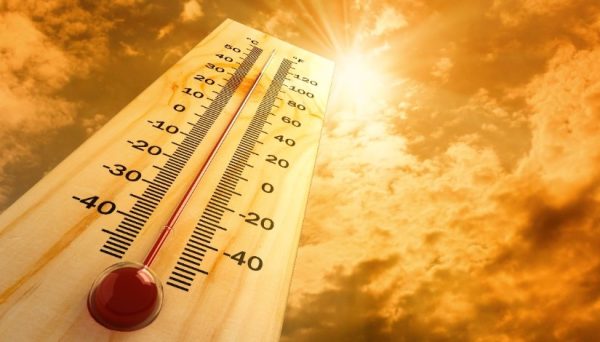 العظمى بالقاهرة 33 درجة.. بيان مهم من الأرصاد يكشف حالة الطقس اليوم الأربعاء 15 أبريل 2026