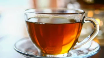 اللي يقول كده لازم يتسجن 25 سنة… حسام موافي يكشف ملعومة خاطئة بشأ أفضل وقت لشرب الشاي