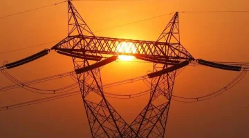 غدًا الجمعة.. انقطاع الكهرباء عن هذه المناطق وتنويه مهم من الشركة
