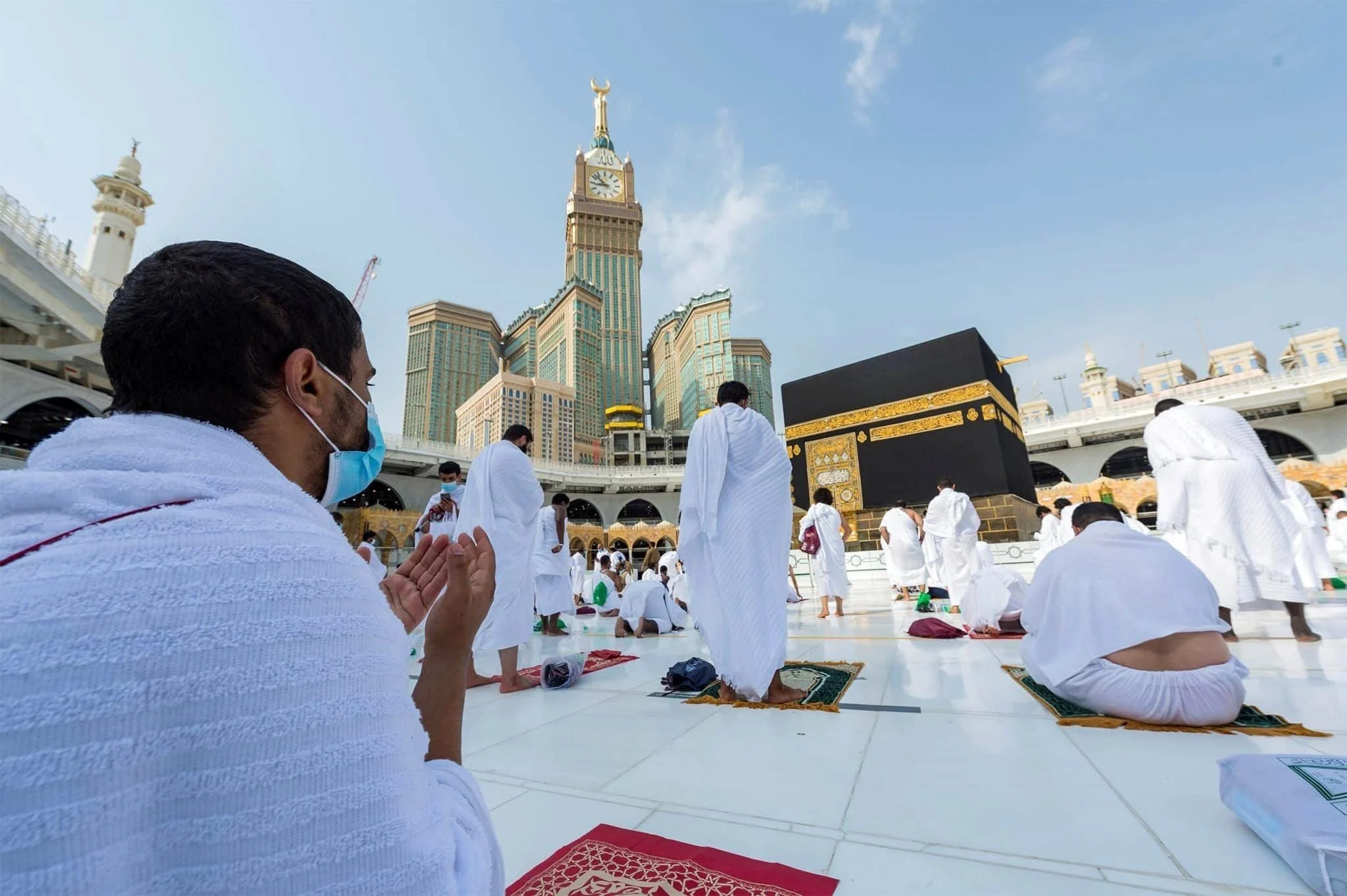 تبدأ من 19 ألف جنيه.. شركات السياحة تعلن أسعار برامج العمرة للموسم الجديد 1448 هجرياً
