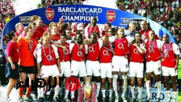 آرسنال يحقق لقب الدوري الإنجليزي 2004 دون هزيمة برقم قياسي تاريخي
