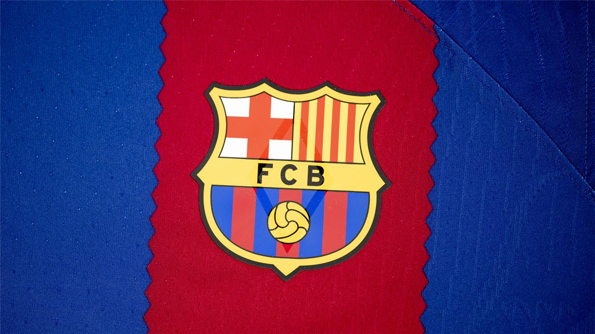 بعد ضم حمزة عبد الكريم.. برشلونة يراقب نجم منتخب مصر لتعويض رحيل ليفاندوفسكي