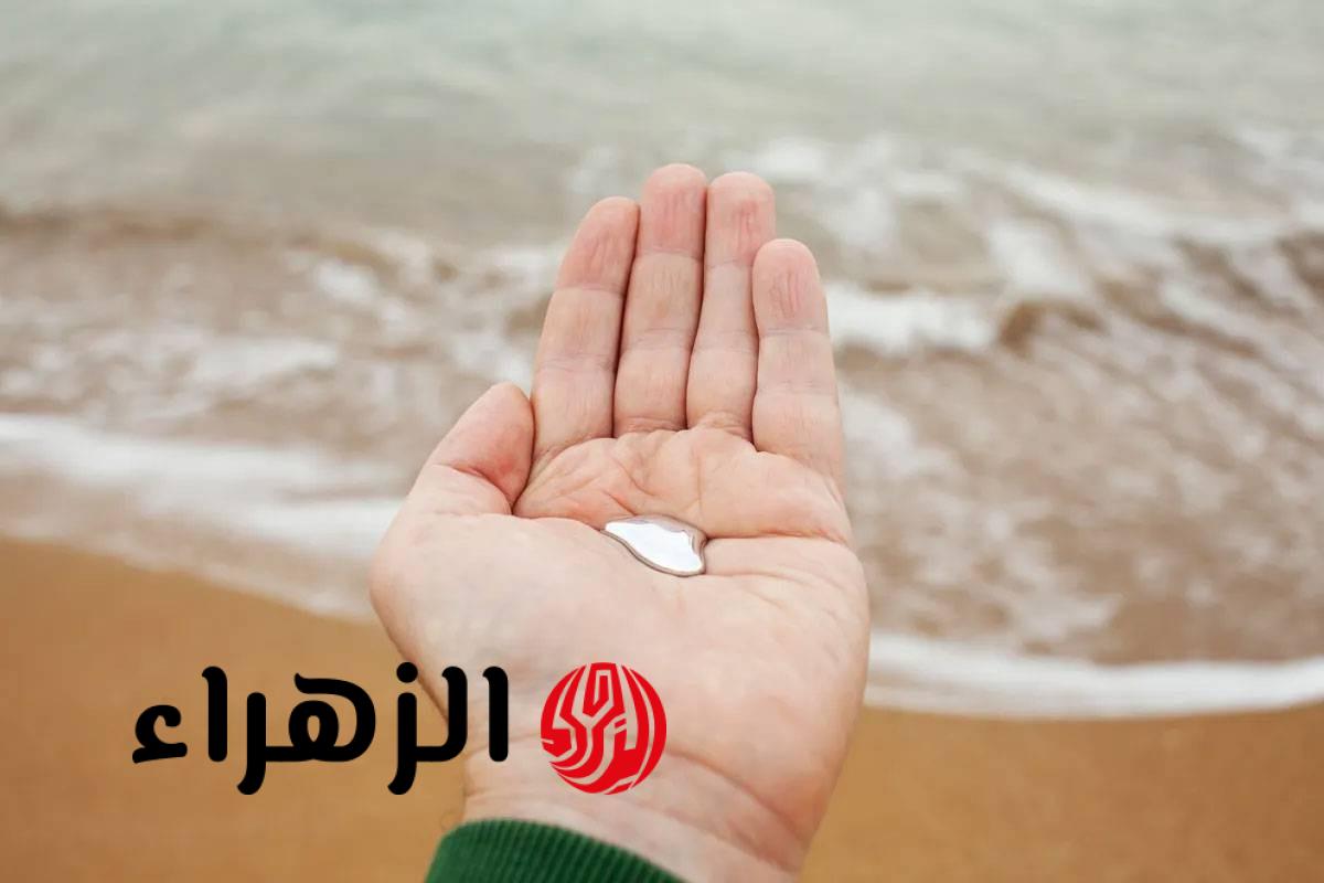 لمس الزئبق باليد يهدد الجسم بالتسمم عبر الجروح واستنشاق الأبخرة السامة