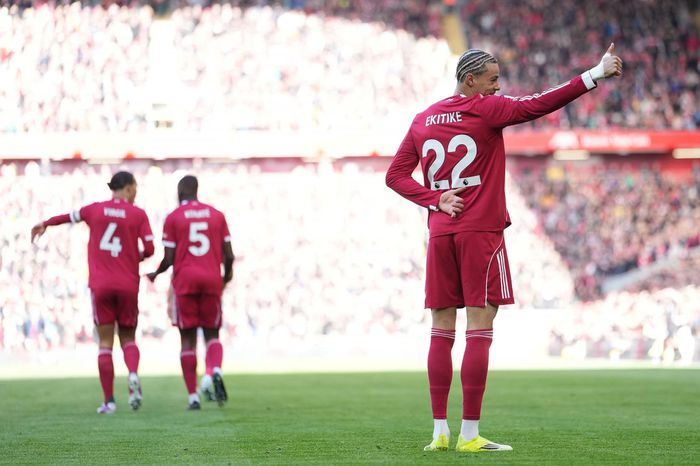 ليفربول يهزم وست هام 5-2 في الدوري الإنجليزي.. وصلاح يواصل التألق في آنفيلد