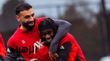 محمد صلاح ينشر صورا من مران ليفربول ويتمسك بالبقاء حتى 2027