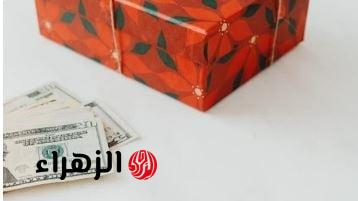 إتيكيت العيدية.. 5 قواعد ذهبية لتقديم العيدية في عيد الفطر للمخطوبين والمتزوجين