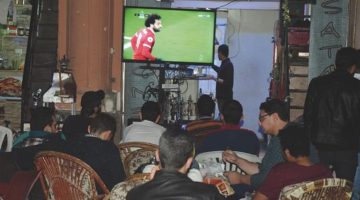 هل تُستثنى المقاهي من قرار الغلق 9 مساءً بسبب ماتش مصر وإسبانيا؟