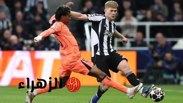 برشلونة يراقب لويس هول ظهير نيوكاسل يونايتد لتدعيم دفاعه صيفا