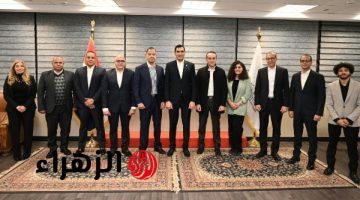 جوهر نبيل وسيف الوزيري يبحثان تعزيز التعاون بين وزارة الرياضة وشركة استادات