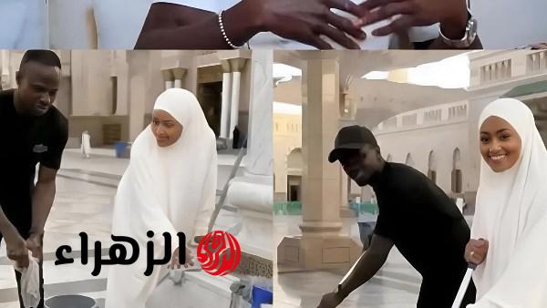 ساديو ماني وزوجته يشاركان في تنظيف المسجد النبوي تطوعا في رمضان