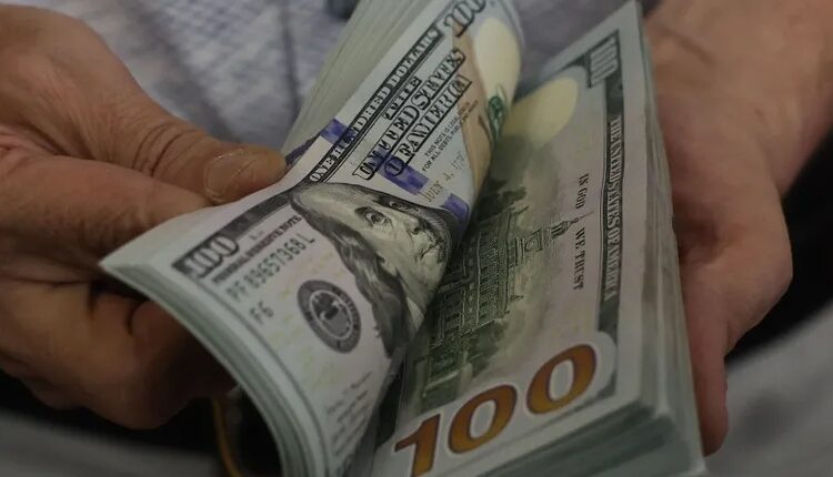 بعد ارتفاعه الأخير.. سعر الدولار اليوم الجمعة الـ 24 أبريل 2026 بيع وشراء