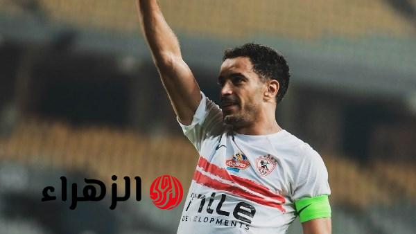 عمر جابر يساند الزمالك بمقصورة الدفاع الجوي خلال مواجهة بيراميدز بالدوري