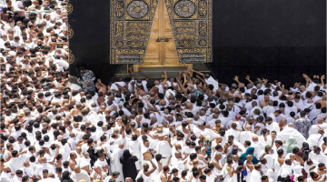 تحذير عاجل لشركات السياحة بشأن رحلات عمرة رمضان.. احتمالية تعديل المواعيد بسبب تطورات إقليمية