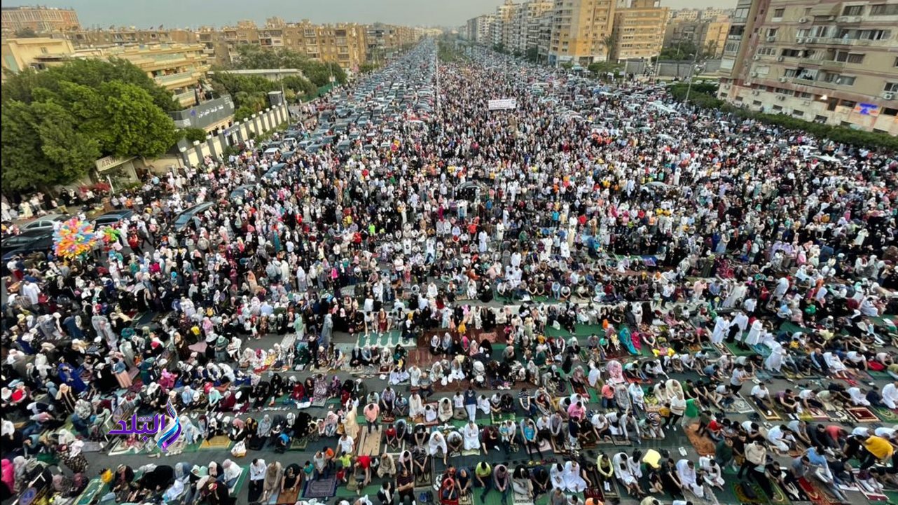 صلاتكم باطلة.. الأزهر للفتوى يحذر من خطأ يرتكبه الكثير في صلاة العيد