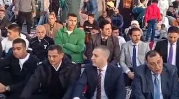 محافظ كفر الشيخ يوزع التهاني والحلوى على الأهالي في عيد الفطر