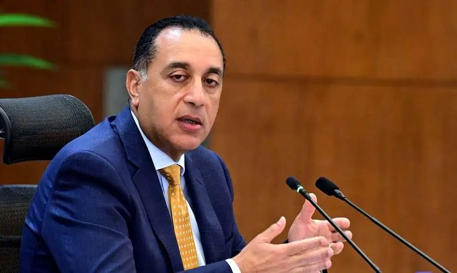 لترشيد استهلاك الكهرباء.. الوزراء: إغلاق المحلات 9 مساءً والتطبيق في هذا الموعد