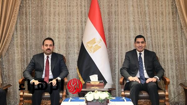 وزير الشباب يبحث مع مدير جهاز مستقبل مصر سبل تمكين الشباب وتدريبهم