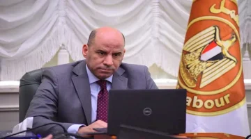 5 أيام ولكن.. وزارة العمل تكشف رسميًا تفاصيل إجازة عيد الفطر للقطاع الخاص