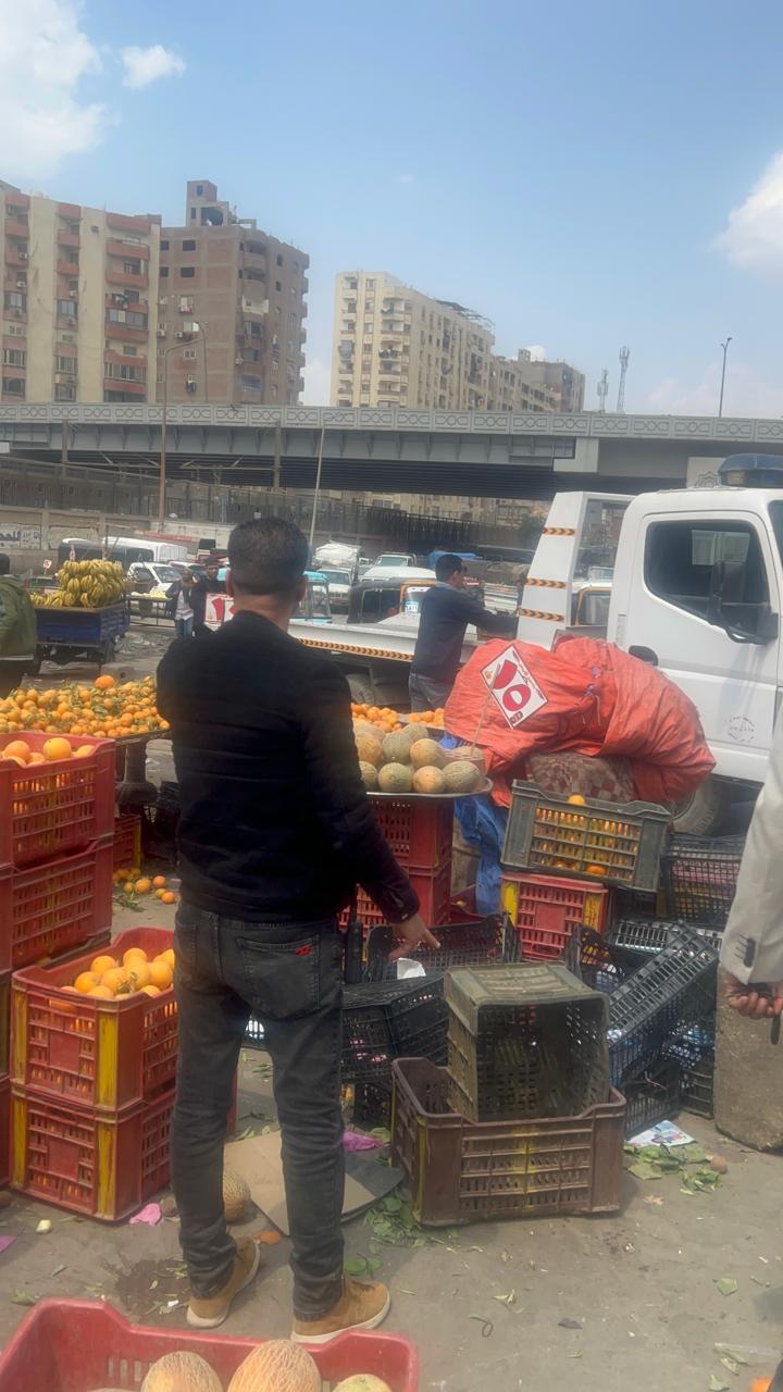 حي عين شمس ينفذ حملات لإخلاء الشوارع من الباعة الجائلين| صور 16 1775589489 926 حي عين شمس ينفذ حملات لإخلاء الشوارع من الباعة الجائلين
