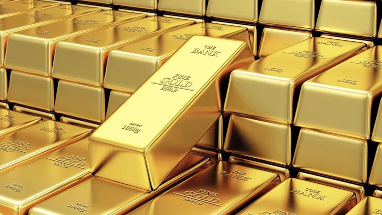 قفزة أسعار الذهب عالميًا: خبير يتوقع 5000 دولار للأوقية باتفاق أمريكي إيراني
