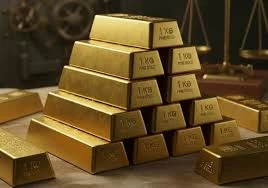 انخفاض أسعار الذهب اليوم 50 دولاراً والفضة تهبط 2% عالميا