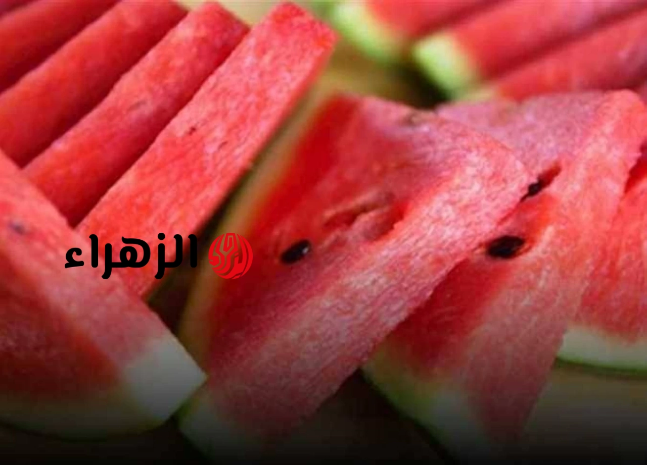 قبل ما تشتري.. 5 علامات تحدد البطيخ الجيد بدلًا من فتحه عند البائع