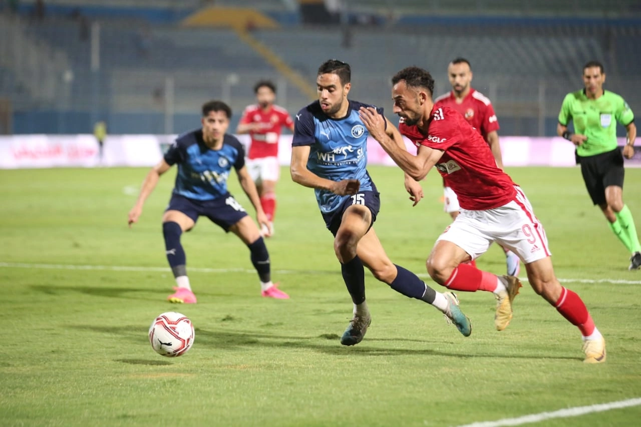 الآن القنوات الناقلة لمباراة الاهلي وبيراميدز في الدوري 2026 وترددها على النايل سات