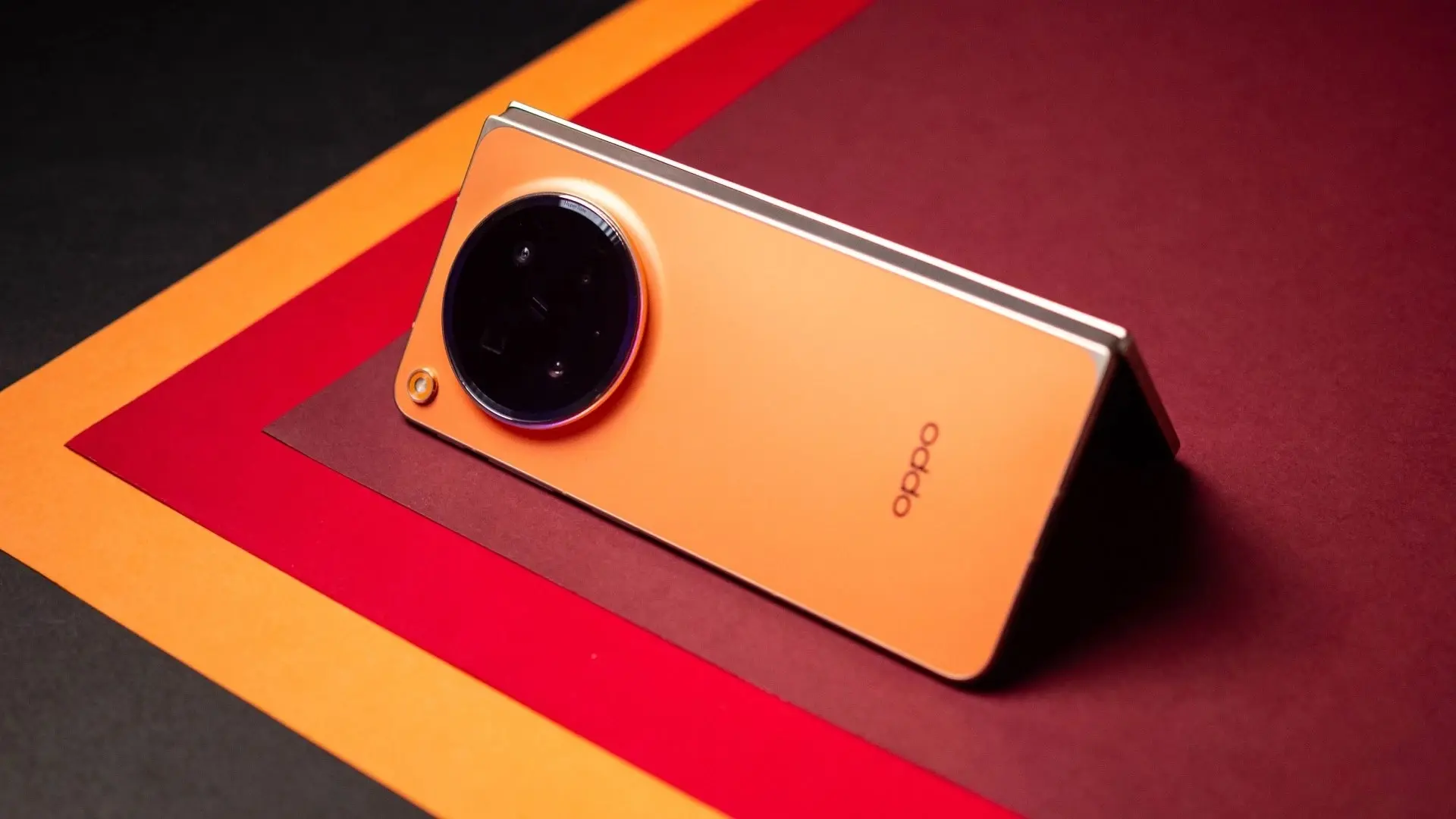 سعره مفاجأة.. مواصفات هاتف Oppo Find N6 القابل للطي 6 ومواصفات Oppo Find N6