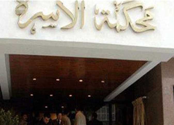 صدمة العمر.. سيدة أمام المحكمة: بعد 18 سنة جواز و3 أولاد طلع متجوز عليا