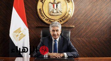 وزير السياحة والآثار يهنئ البابا تواضروس الثاني بمناسبة عيد القيامة المجيد