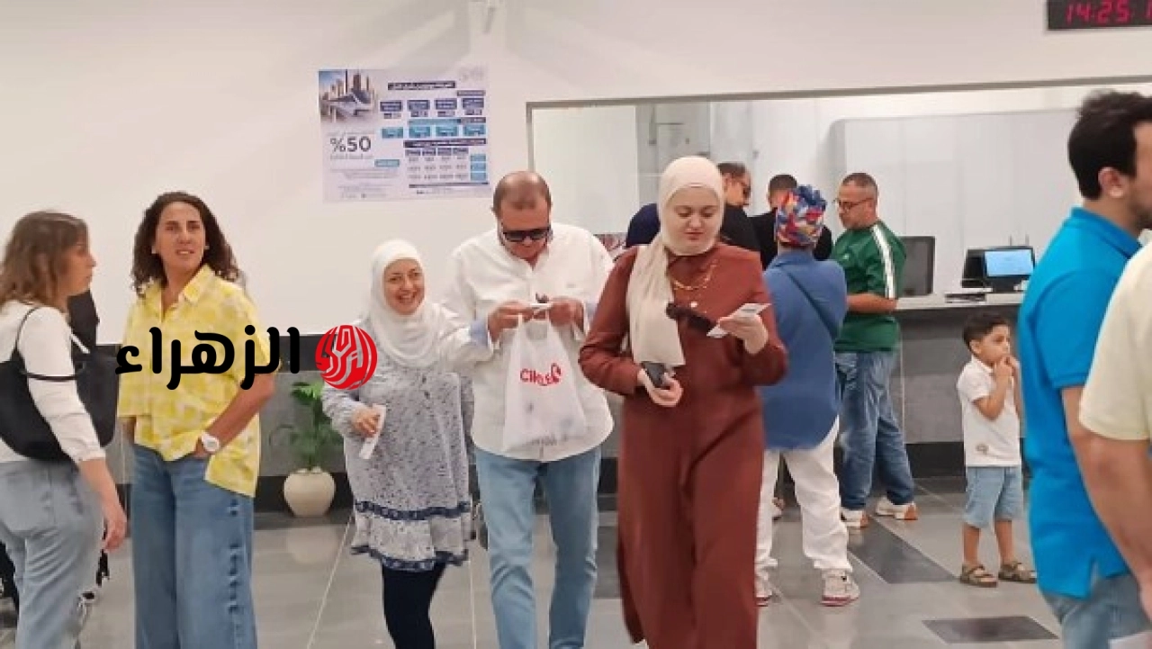 انطلاق أولى رحلات مونوريل شرق النيل بحضور جماهيري كبير