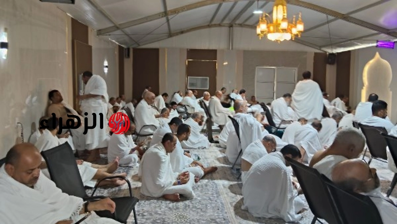 حجاج السياحة يستعدون للنفرة من عرفات إلى مزدلفة مساء اليوم
