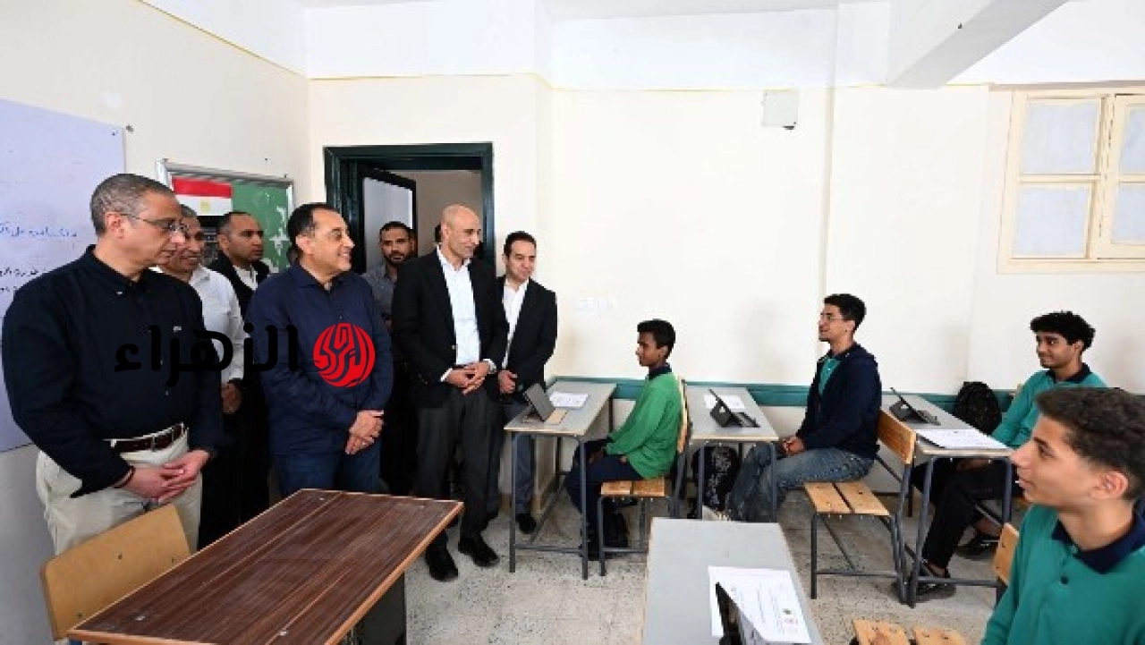 مدبولي يوجه بتكثيف تدريس البرمجة والذكاء الاصطناعي والثقافة المالية في المدارس