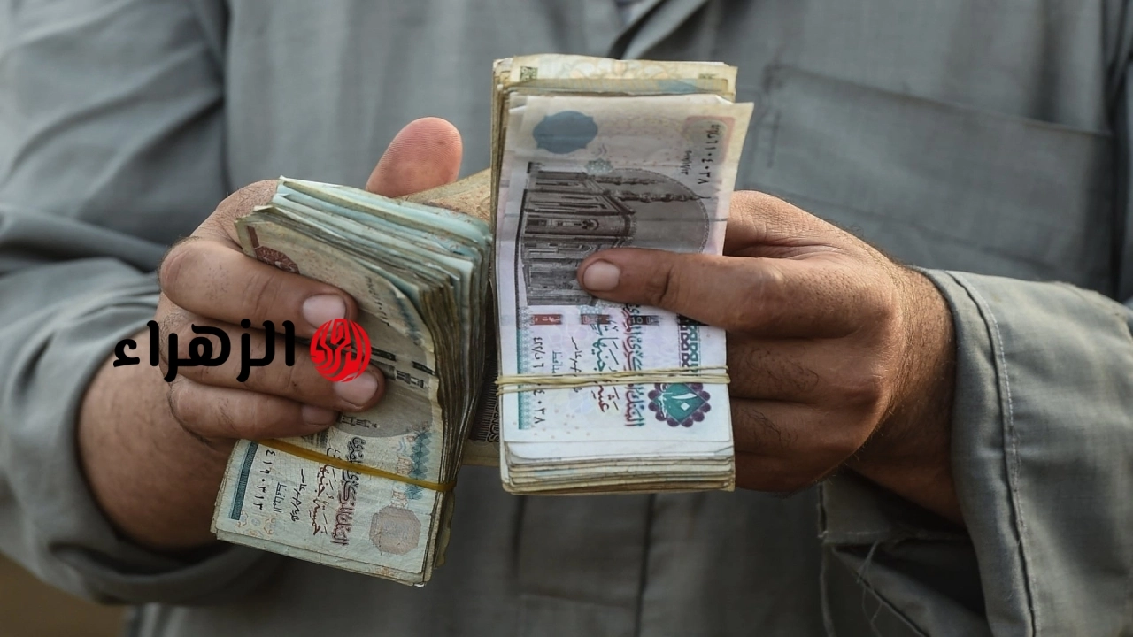 ​بزيادة تصل 1700 جنيه.. موعد صرف مرتبات الموظفين رسميًا بعد الزيادة الأخيرة