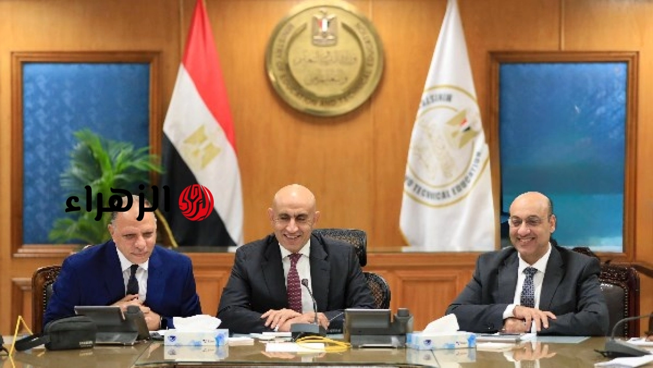 التعليم يعلن بدء تفتيش الطلاب من الثامنة والربع صباحا ويؤكد منع التكدس أمام لجان الثانوية العامة