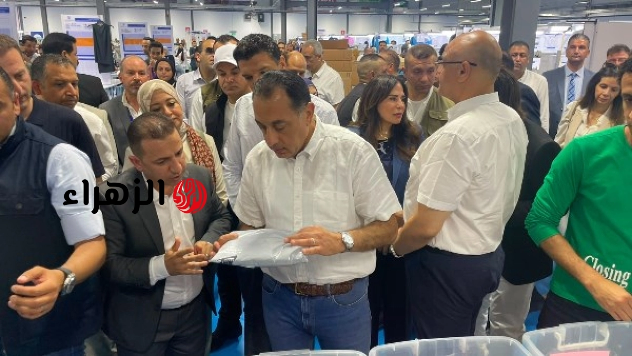 الحكومة تعلن تشجيع المشروعات الصناعية في الملابس الجاهزة والغزل والنسيج