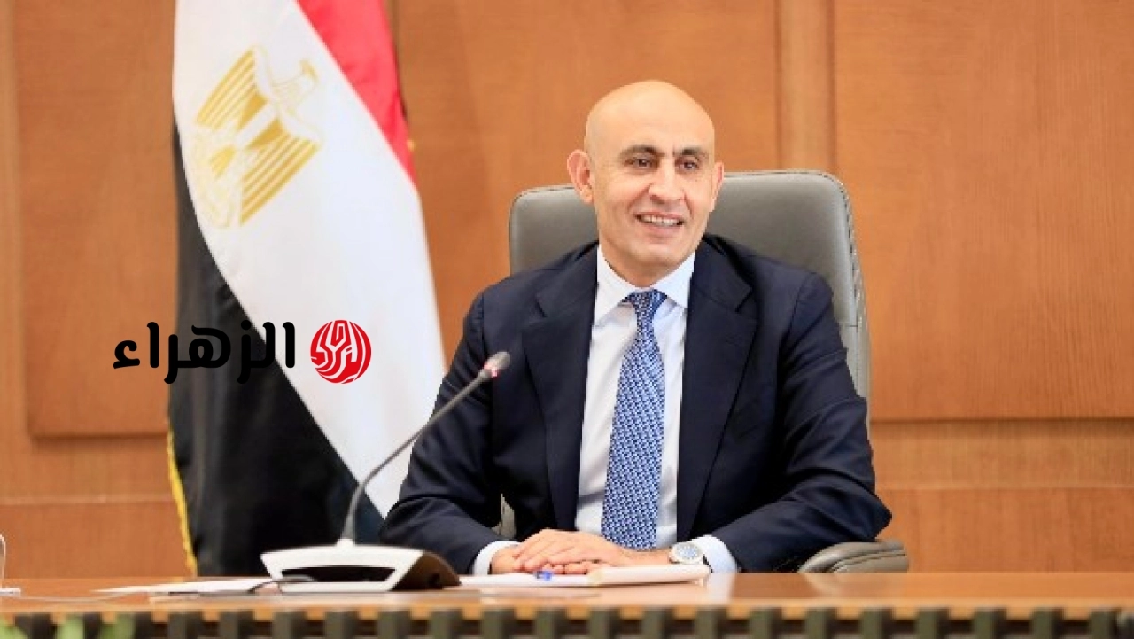 الحكومة تعلن صرف 2000 جنيه لرؤساء لجان ومراقبي امتحانات الدبلومات الفنية و1000 جنيه للملاحظين