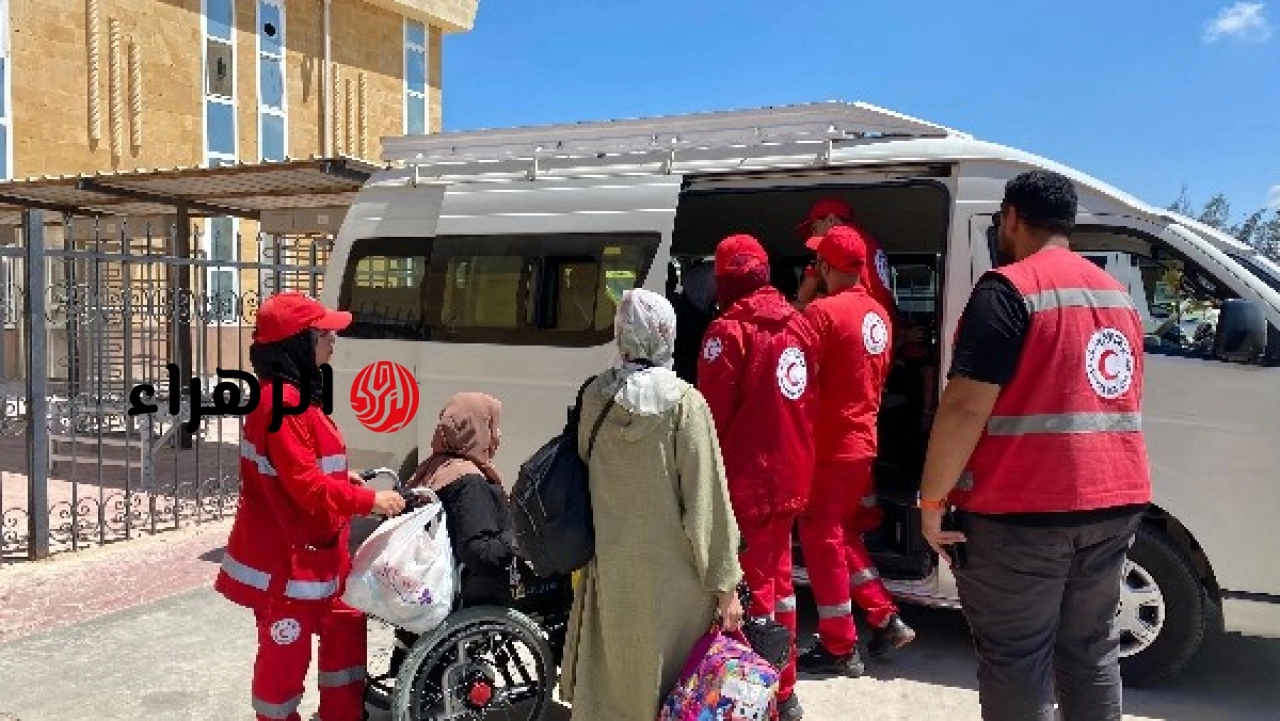 الهلال الأحمر يستقبل الدفعة الخامسة والخمسين من المصابين الفلسطينيين لتلقي العلاج في المستشفيات المصرية
