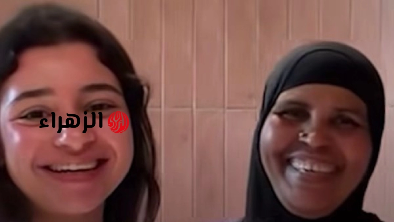 انتشار فيديو لفتاة تحتضن عاملة نظافة أثناء التقاط صورة يثير تفاعلا عبر مواقع التواصل الاجتماعي